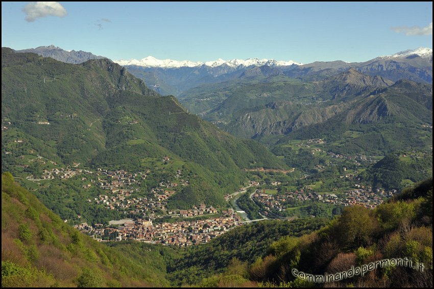 12 Panorama verso la Val Brembana - Zogno.JPG